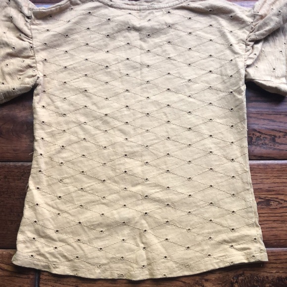 Rylee + Cru eyelet ruffle sleeve tee - Picture 5 of 6